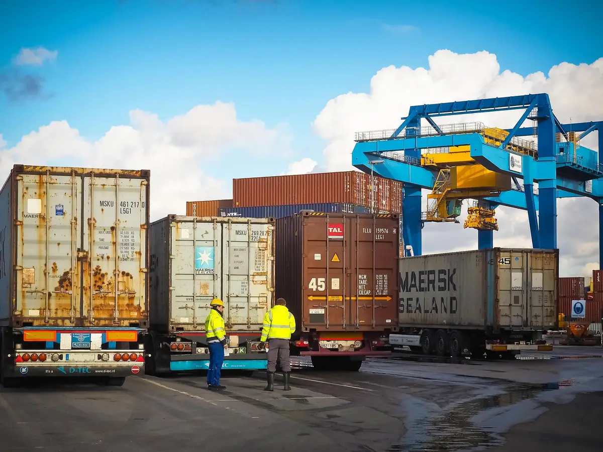 Import & Export industry showcase 1